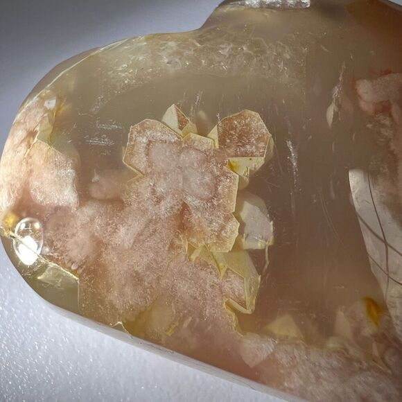 Flower Agate Heart Carving (#1) - Picture 9 of 14